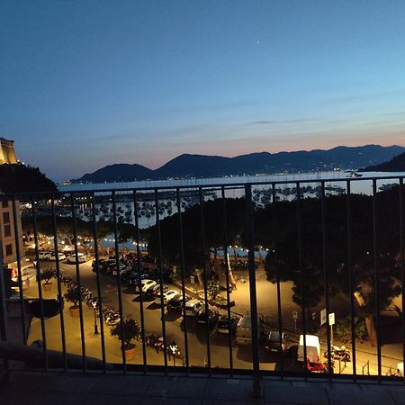 La Soffitta Sul Golfo Apartamento Lerici Exterior foto